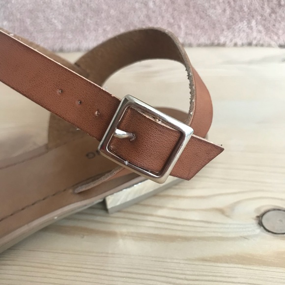 Brown strappy sandals - Picture 5 of 6